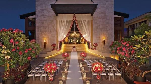 Private transfer to Dreams Riviera Cancun Resort & Spa from Cancun Airport