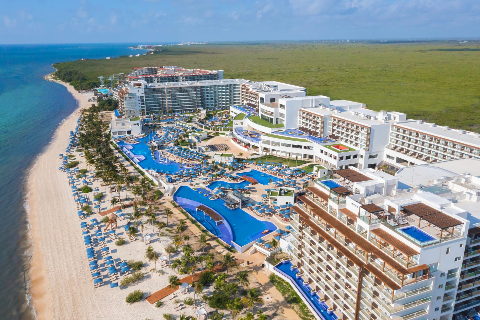 Private transfer to Royalton Splash Riviera Cancun from Cancun Airport